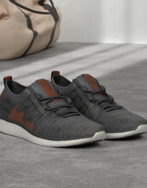Load image into Gallery viewer, Men'S Grand Motion Stitchlite Woven Sneaker
